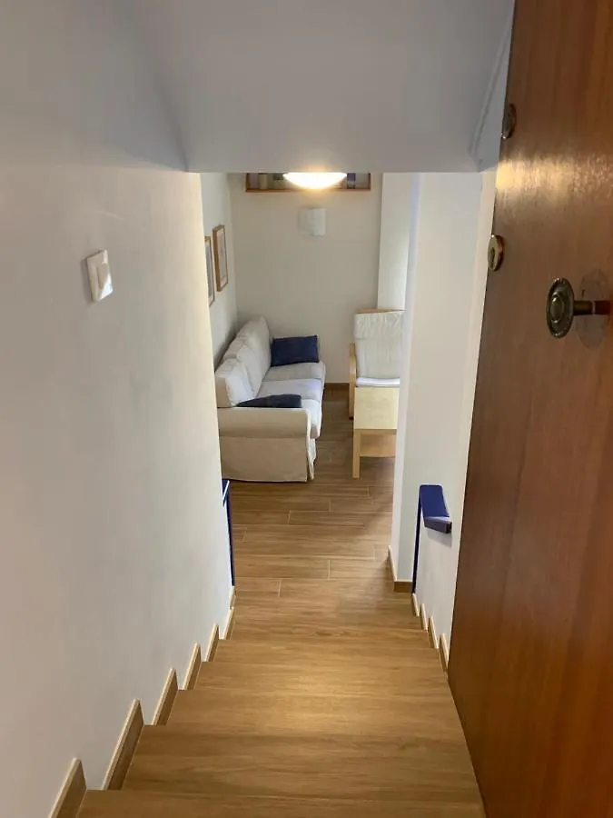 Cosy Apartment In L Escala, 7 Mins Walk To The Closest Beach, Riells L' Escala